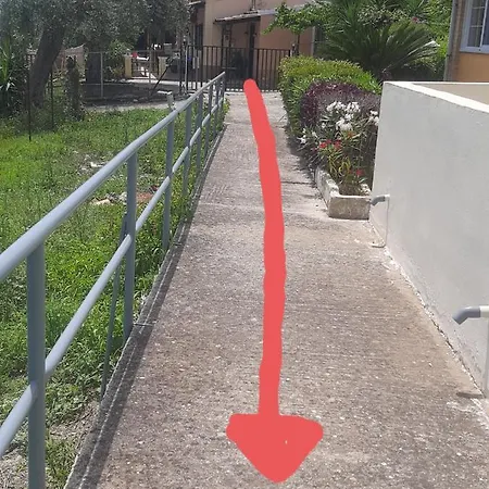 Dom wakacyjny R&c Corfiot House Achílleion