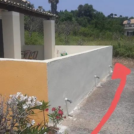 R&c Corfiot House * Achílleion