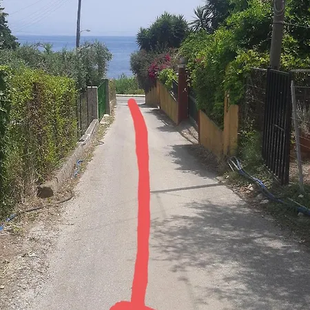 R&c Corfiot House * Achílleion